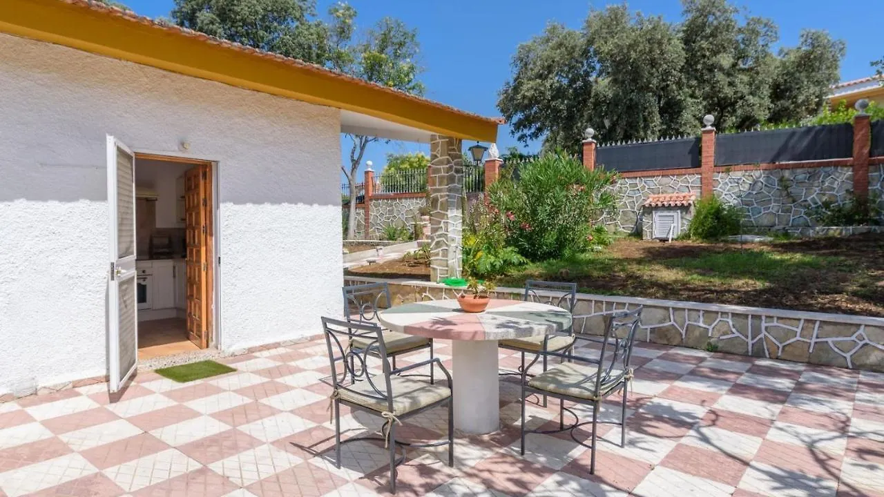 סביליה Casa Rural Cerca De Aracena Castillo De Las Guardas By Ruralidays בית נופש
